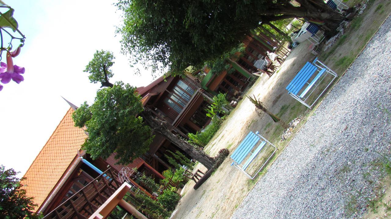 Hotel Ruen Khaoyai à Pak Chong Extérieur photo